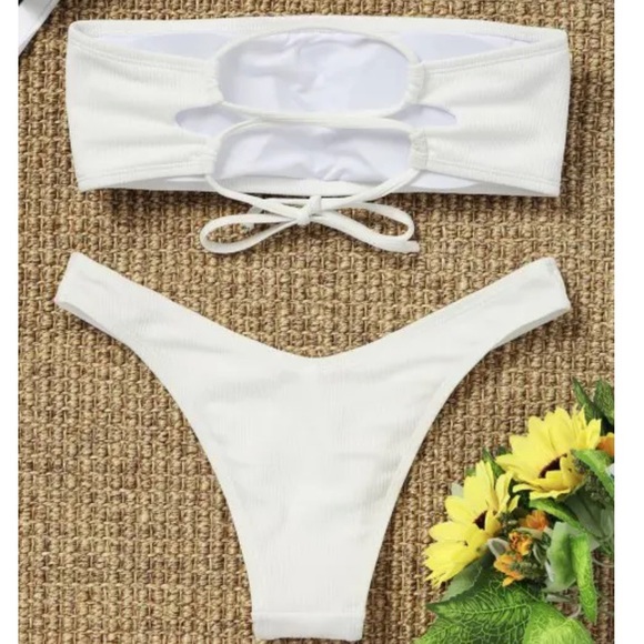 ZAFUL | SMALL | WHITE BANDEAU BIKINI - Picture 2 of 3